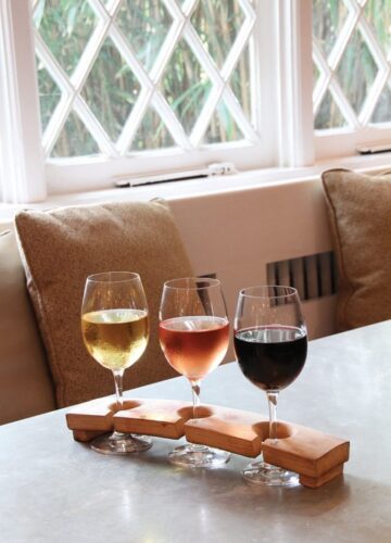 flight-of-wine flight-of-wine