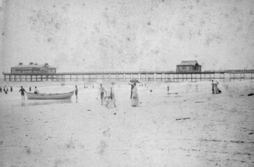Iron-Pier-during-bathing-hour-Aug-1891