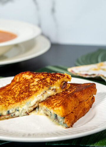 grilled-cheese grilled-cheese
