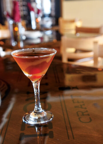 spiced-apple-manhattan spiced-apple-manhattan