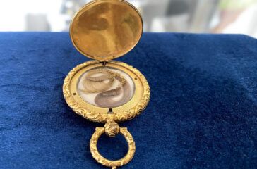 victorian locket